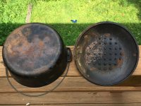 Cast Iron 8 Dutch Oven 3.JPG