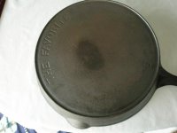 I am now the proud owner of a 'poffertjespan' : r/castiron