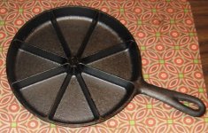 Cornbread Wedge Pan Top.jpg