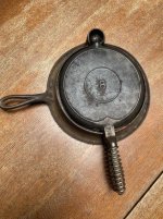 Lodge and unmarked waffle irons : r/castiron