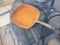 SQUARE UNMARKED SKILLET.jpe