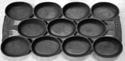 Kitchen, Vintage Cast Iron Muffin Pan