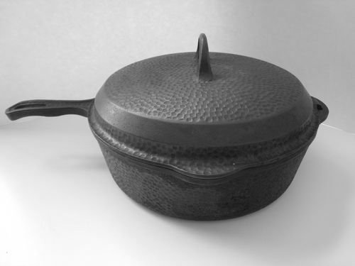 VERY NICE Ugly Hammered Cast Iron 8 Chicken Pan Fryer 