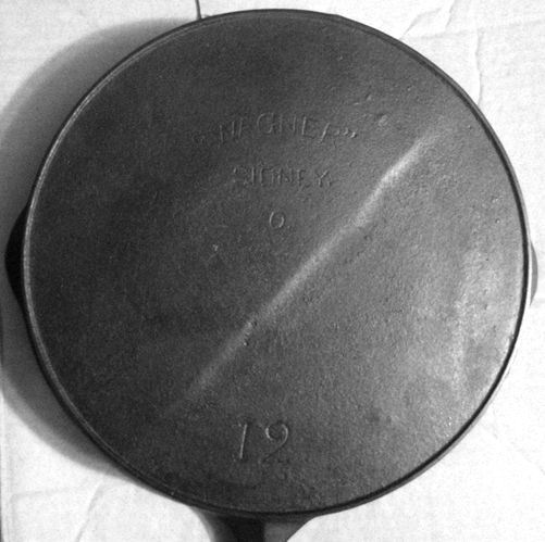 Wagner Cast Iron 9 Inch Chef Skillet 1386C