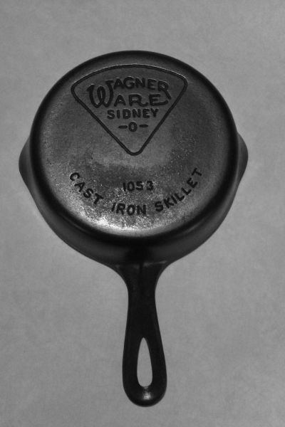 Antique Vintage Sidney Wagner Ware #3 Cast Iron Skillet Pan