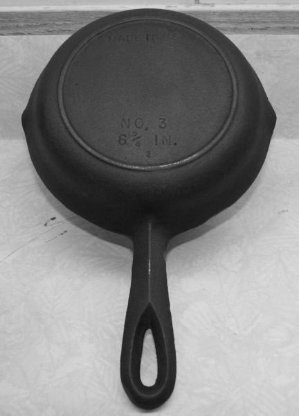 I'm Never Letting Go of My Vintage Cast-Iron Skillet